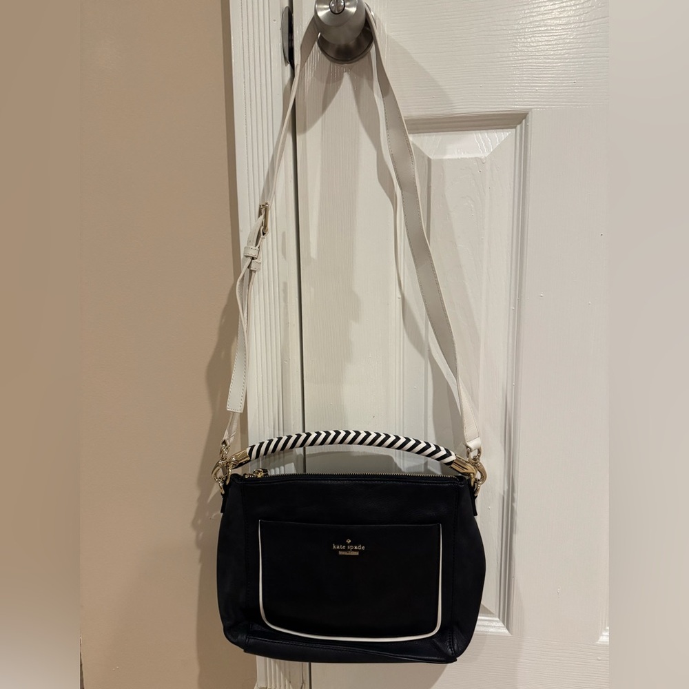 Kate Spade Black and White Crossbody or Hand Bag. Never used!